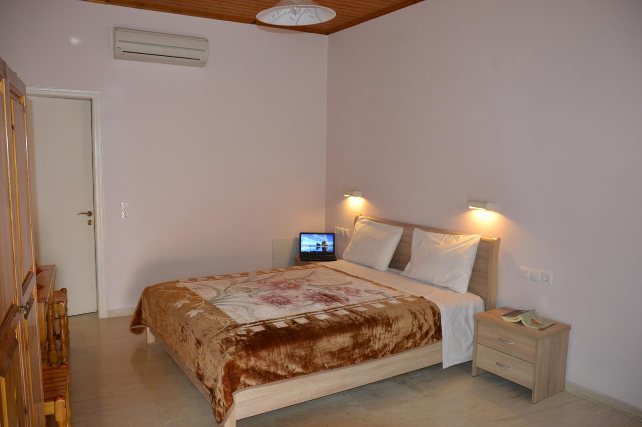 Geroulis Stefanos Studios Vasiliki  Bagian luar foto