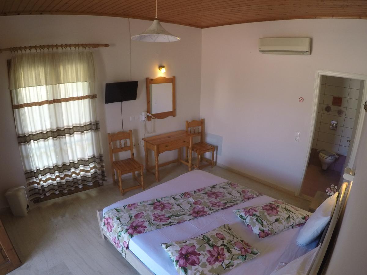 Geroulis Stefanos Studios Vasiliki  Bagian luar foto